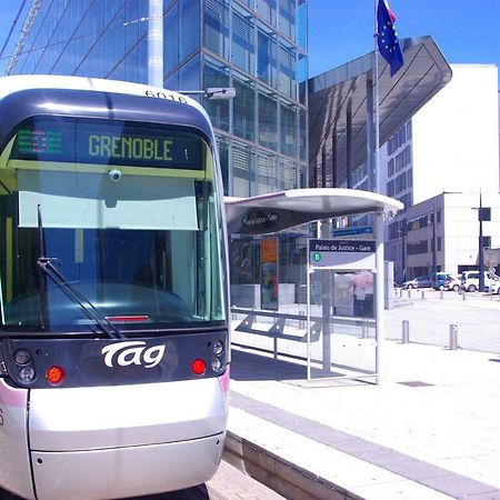 Rent4Night Grenoble Europole Apartment Luaran gambar